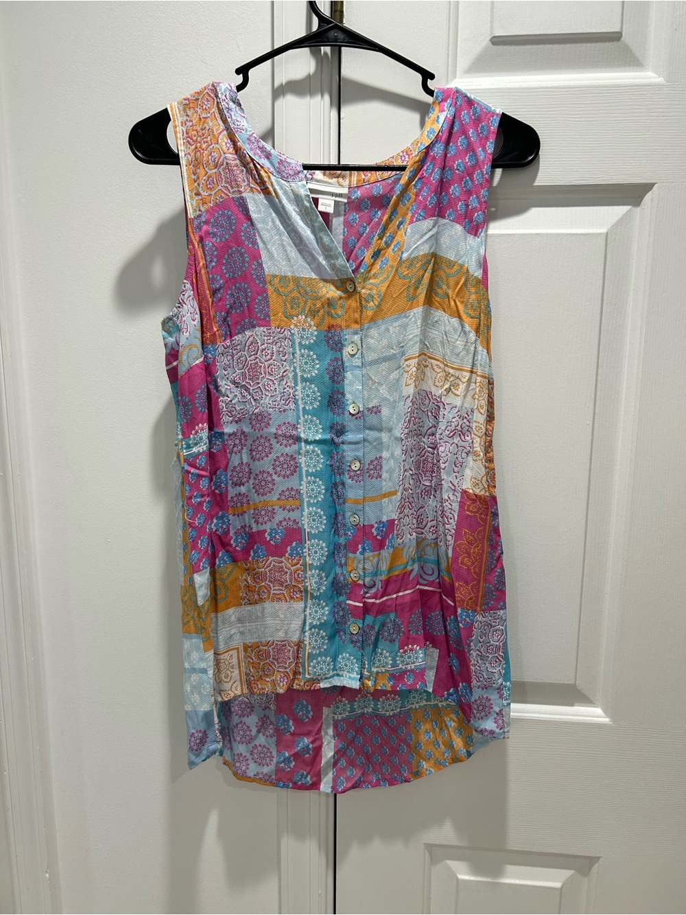 J. Jill Pink Multi Patchwork Print Button-Front Sleeveless Top